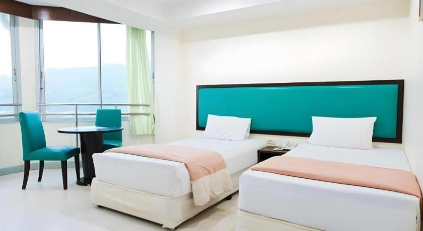 Nice Beach Hotel Rayong Exterior photo