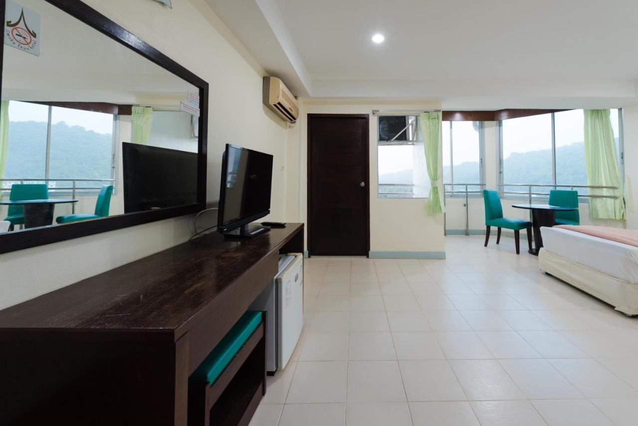 Nice Beach Hotel Rayong Exterior photo