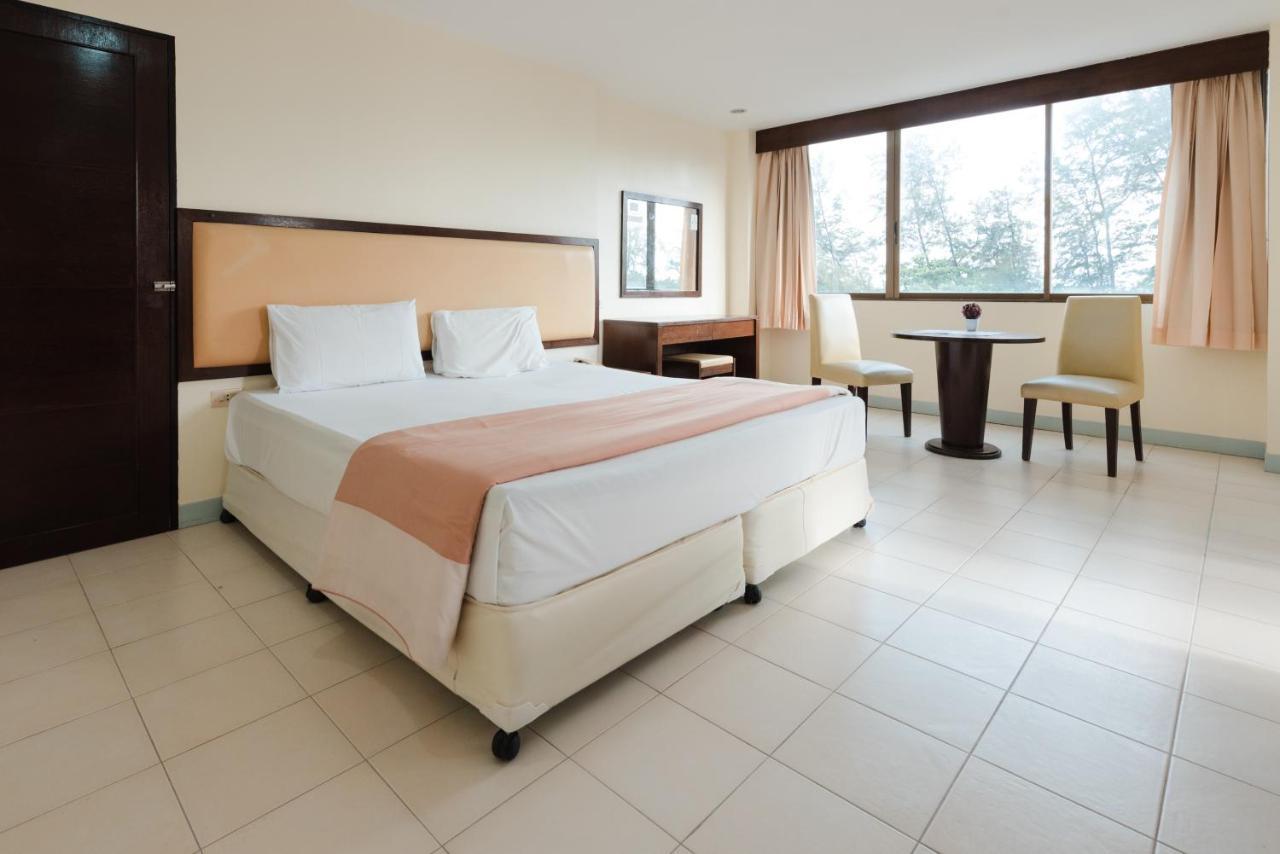 Nice Beach Hotel Rayong Exterior photo